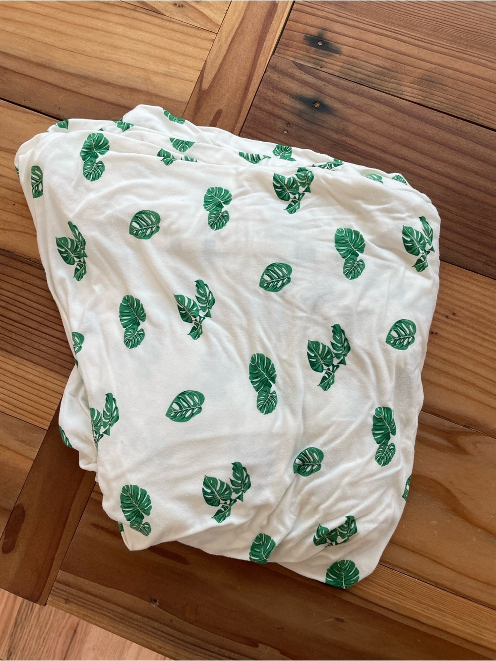Kyte Baby Monstera Crib sheet